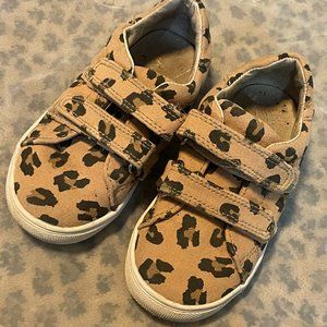 AKID leopard kids velco shoes size 9 sneakers cheetah RARE